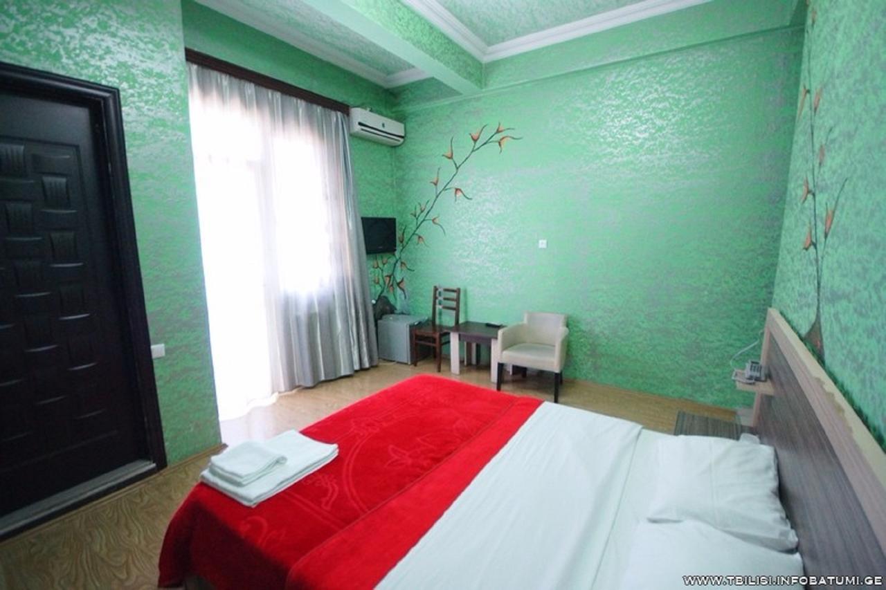 Hotel Vakhtanguri Batumi Zewnętrze zdjęcie